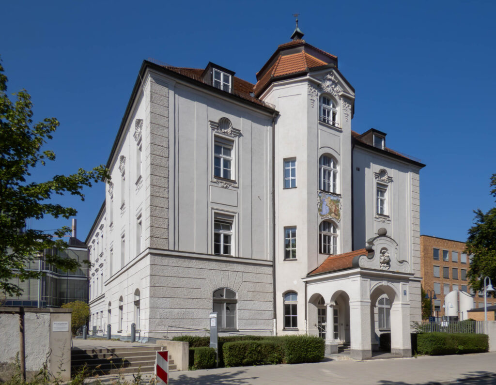 Bibliothek in der Nußbaumstraße