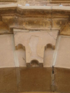 Skulptur des amputierten Beines Pellicers im Templo del Pilar, Calanda